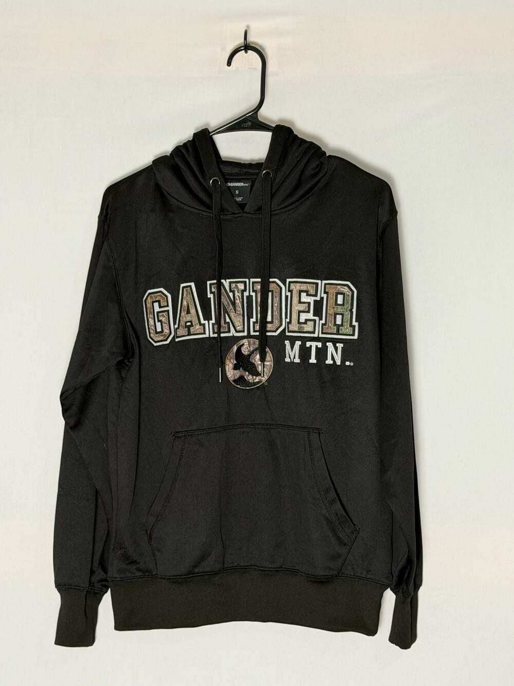 Gander Mountain Hoodie Size S Black Camo Logo Sweatshirt